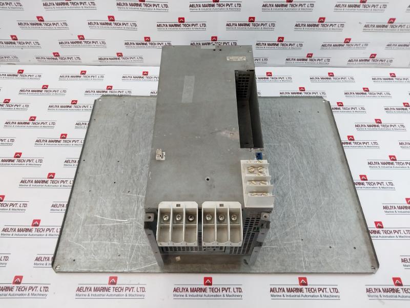 Bosch Rexroth Indradrive C Hcs03.1E-w0100-a-05-npbv Compact Converter Dc 24V, 3A