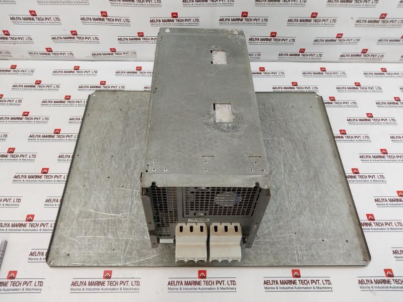 Bosch Rexroth Indradrive Hcs03.1E-w0100-a-05-npbv Compact Converter 3A Dc24V