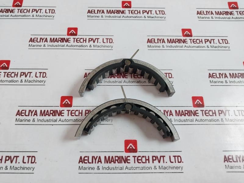 Bosch Rexroth R902066595 Cradle Bearing Shell 19 Meter An3516 614C80 5920 675 14