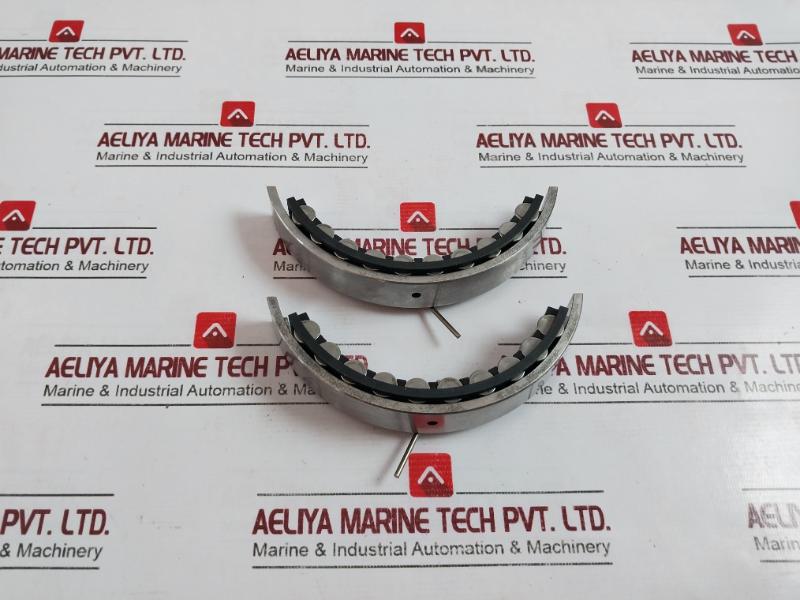 Bosch Rexroth R902066595 Cradle Bearing Shell 19 Meter An3516 614C80 5920 675 14