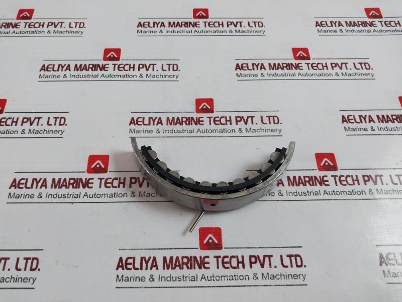 Bosch Rexroth R902066595 Cradle Bearing Shell 19 Meter An3516 614C80 5920 675 14