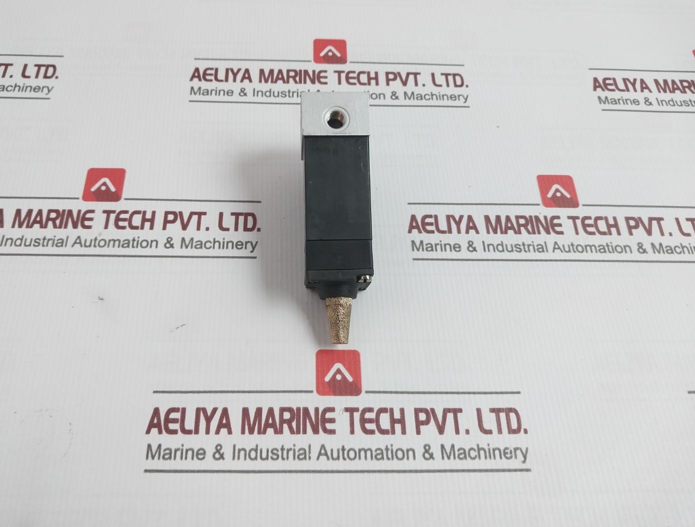 Bosch 0 820 005 201 Solenoid Valve 24V