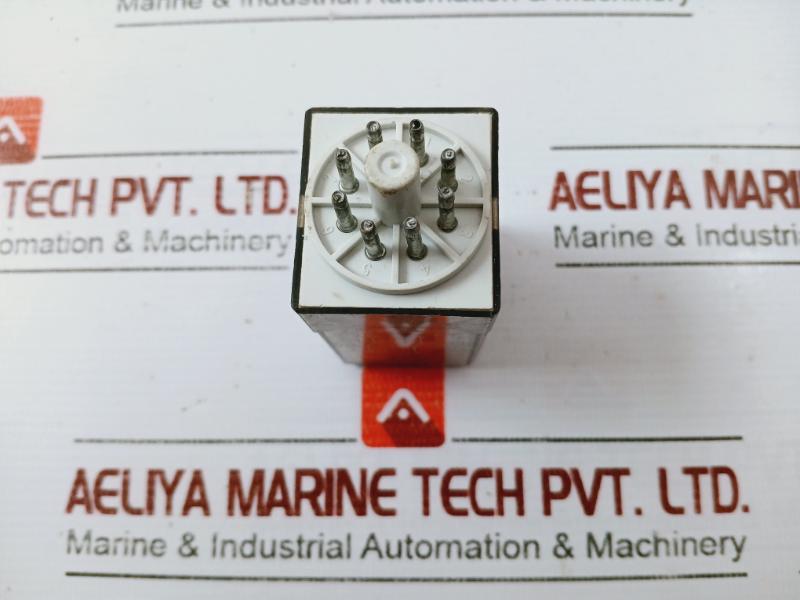Botric 60.12 General Purpose Relay Finder Type 10A-250V 50-60Hz 220Vac