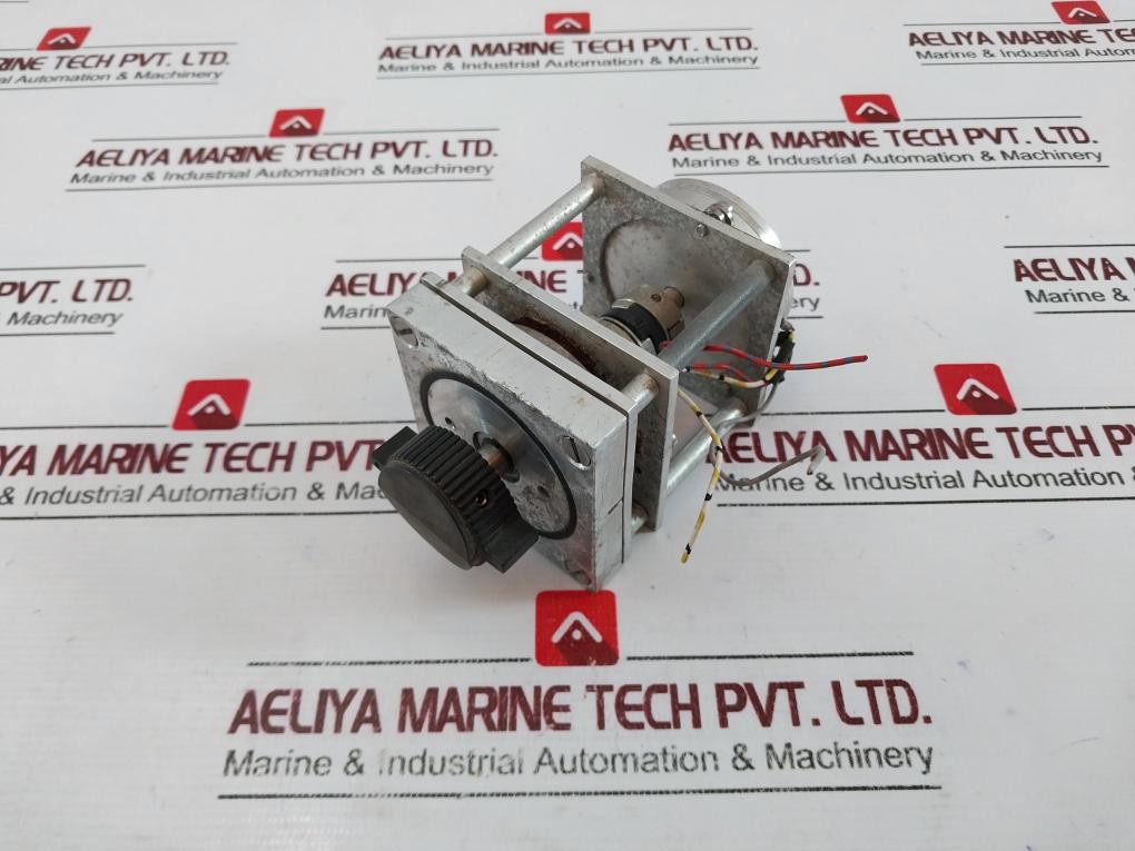 Bourns 6574S-1-202 Potentiometer 2K ±10%, Lin ±0.25%, 8637Em