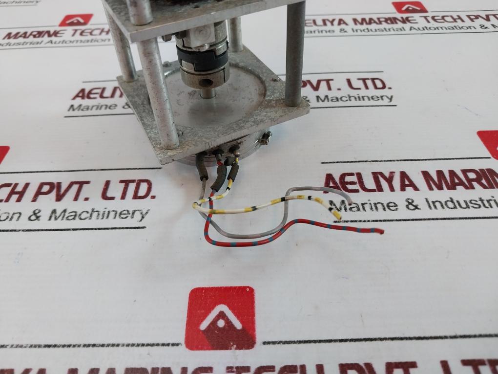 Bourns 6574S-1-202 Potentiometer 2K ±10%, Lin ±0.25%, 8637Em