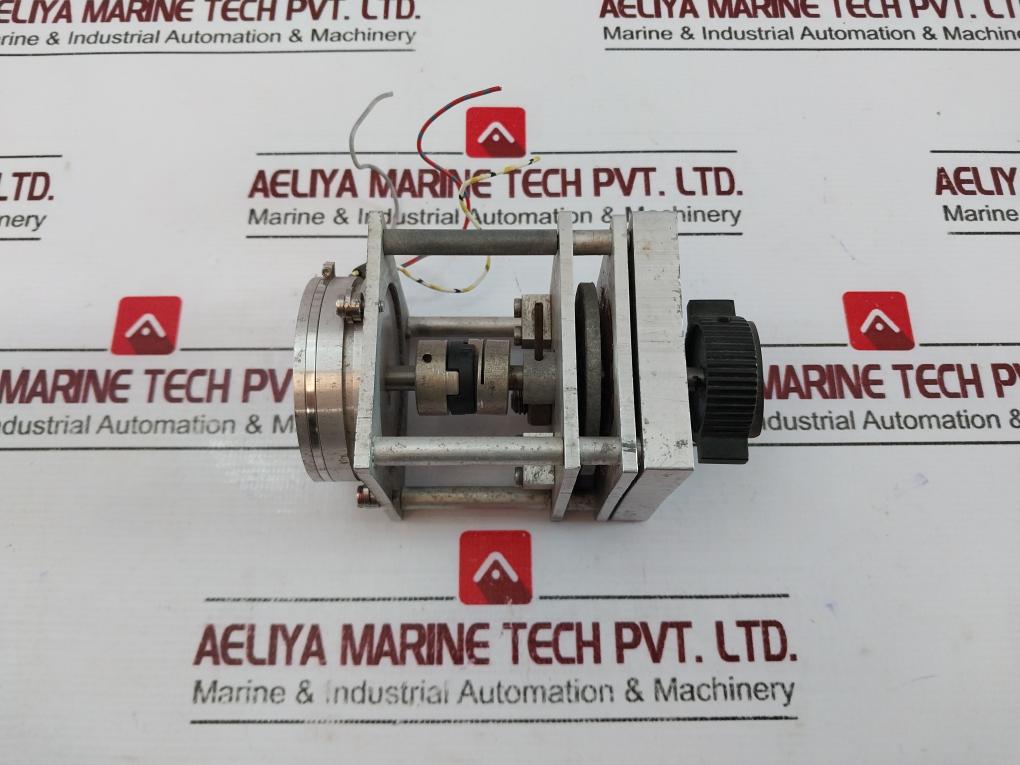 Bourns 6574S-1-202 Potentiometer 2K ±10%, Lin ±0.25%, 8637Em