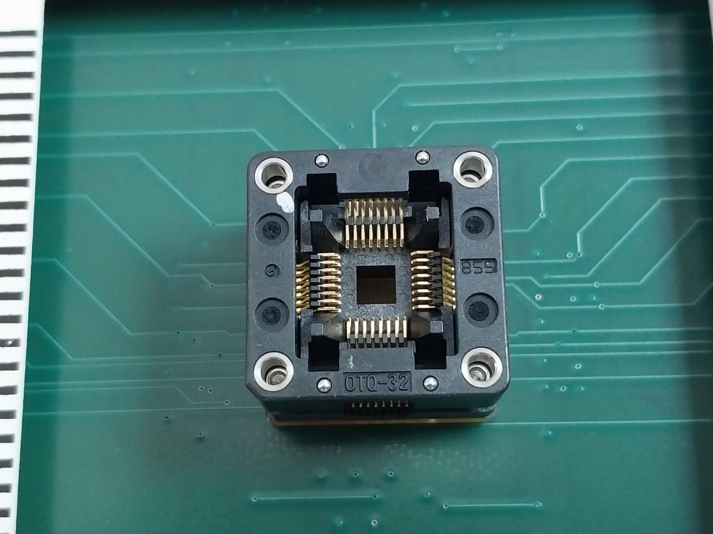 Bpm Microsystems Sm32Tqr Socket Module Cpcba32Tq Rev A 94V-0