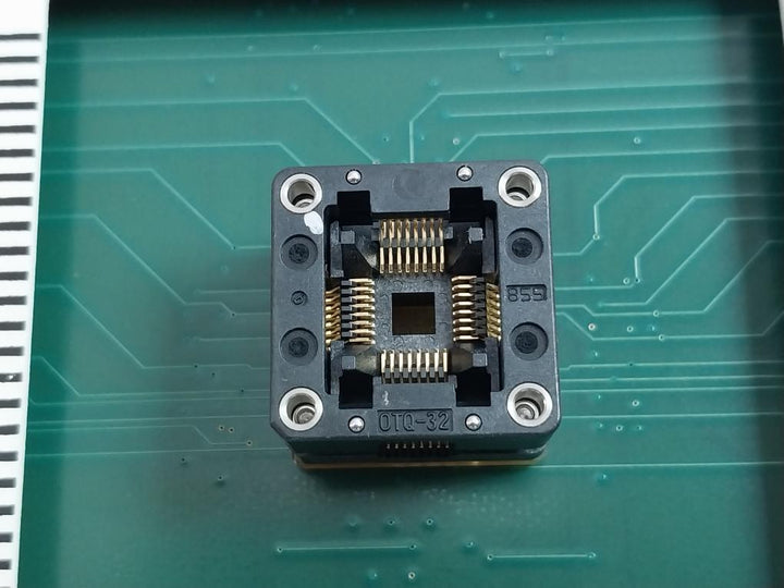 Bpm Microsystems Sm32Tqr Socket Module Cpcba32Tq Rev A 94V-0