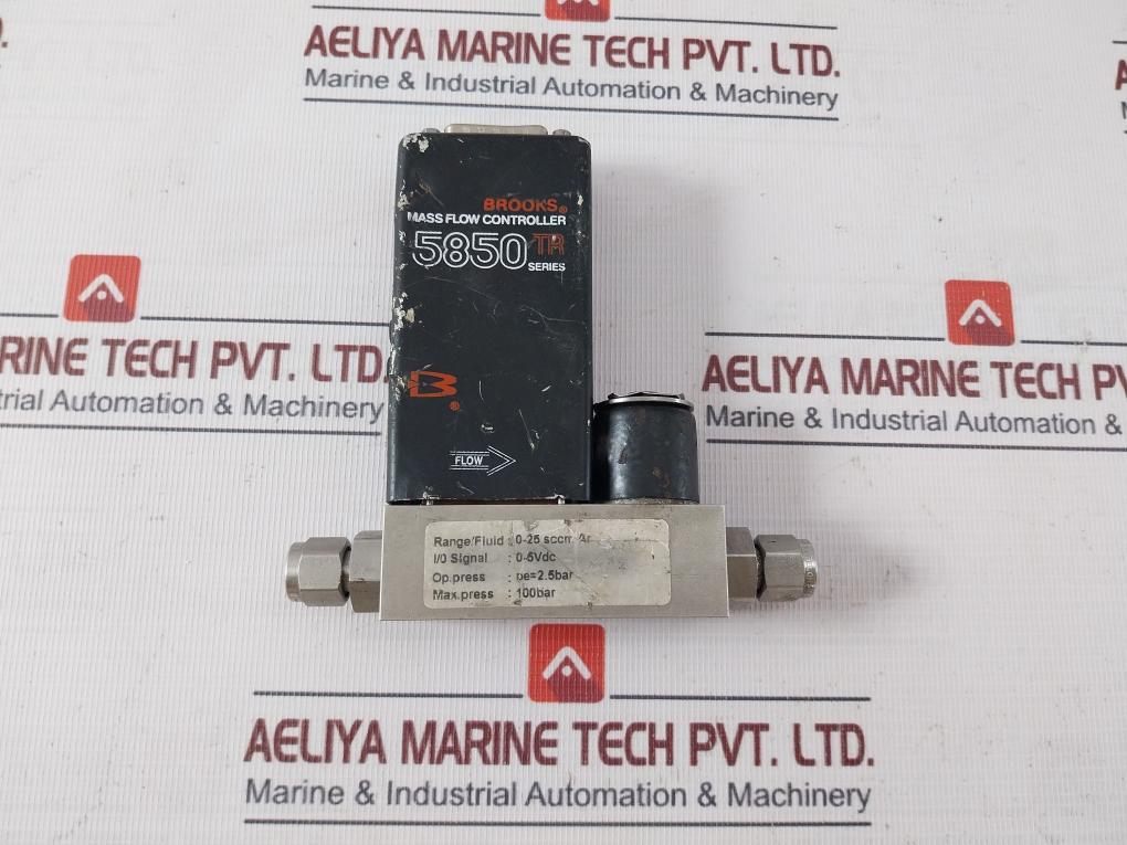 Brooks 5850Tr/Ga1C2B2Aacf 5850 Tr Series Mass Flow Controller 0–5Vdc 100 Bar