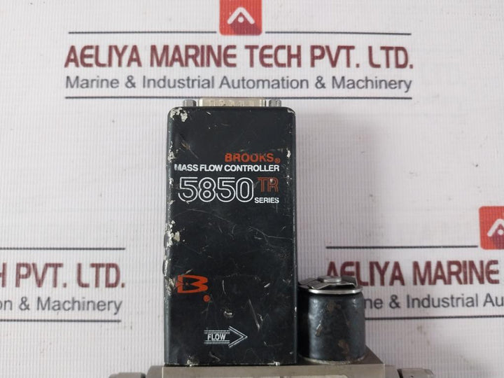 Brooks 5850Tr/Ga1C2B2Aacf 5850 Tr Series Mass Flow Controller 0–5Vdc 100 Bar