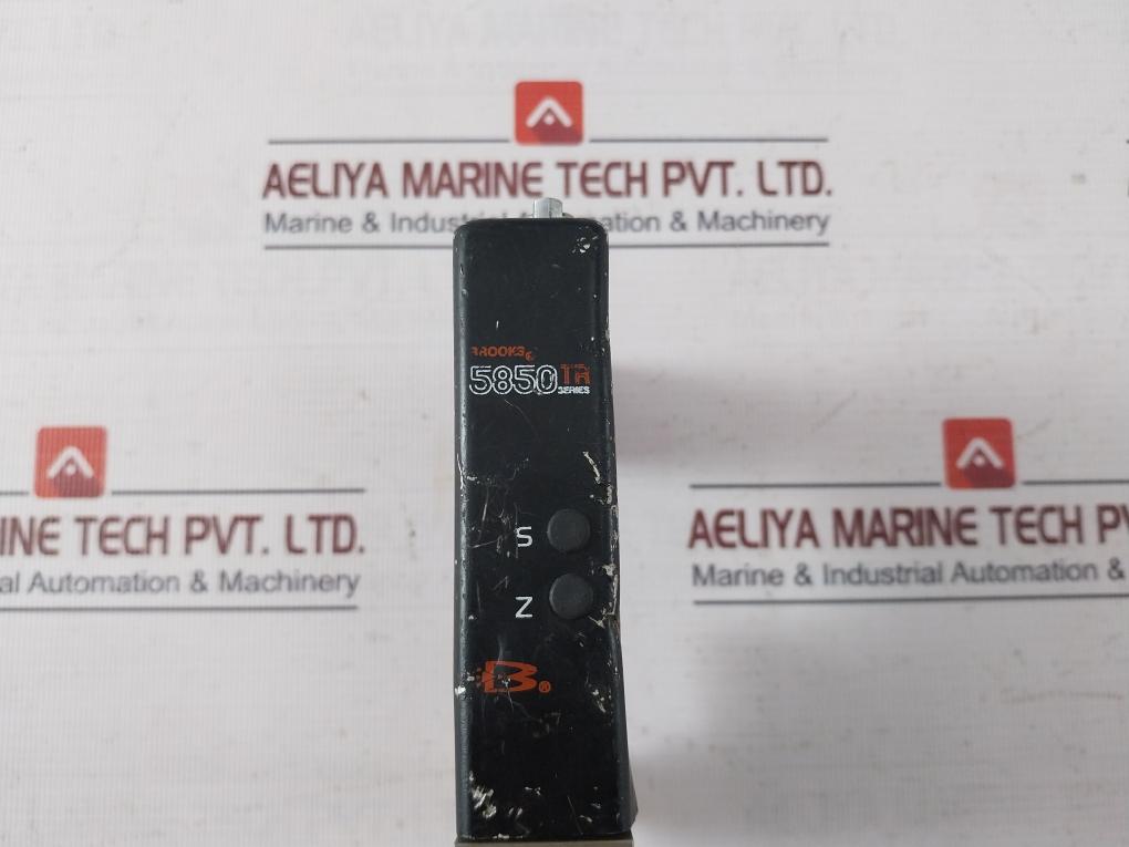 Brooks 5850Tr/Ga1C2B2Aacf 5850 Tr Series Mass Flow Controller 0–5Vdc 100 Bar