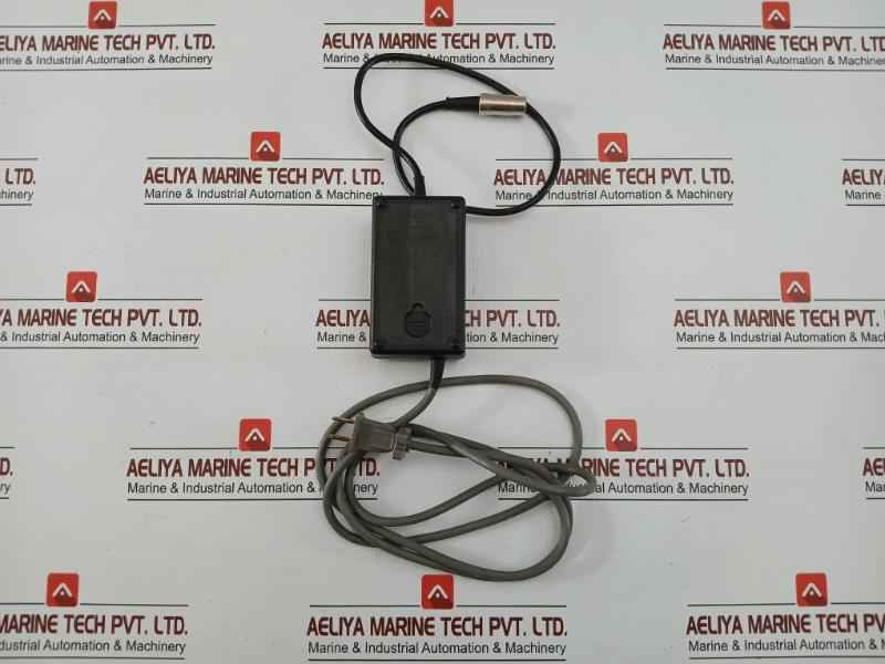 Bruel & Kjaer 12V 0.4A Battery Charger Zg 0283