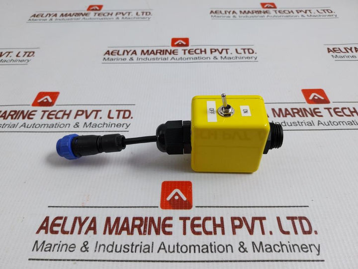 Buccaneer-Smart-Connector-With-Can-To-Acc-Adapter-Bulgin-400-Series-4