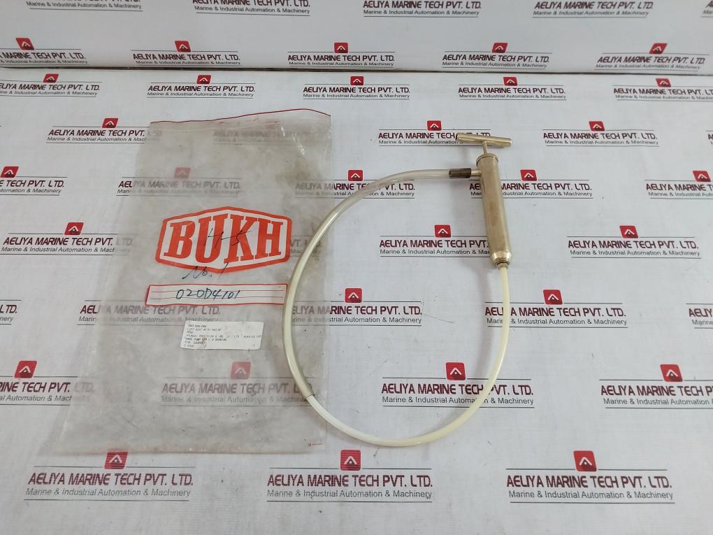 Bukh 020D4101 Oil Hand Pump With Hose 0Ug-000-00H