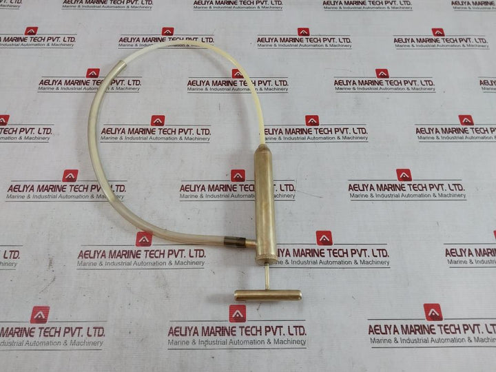 Bukh 020D4101 Oil Hand Pump With Hose 0Ug-000-00H