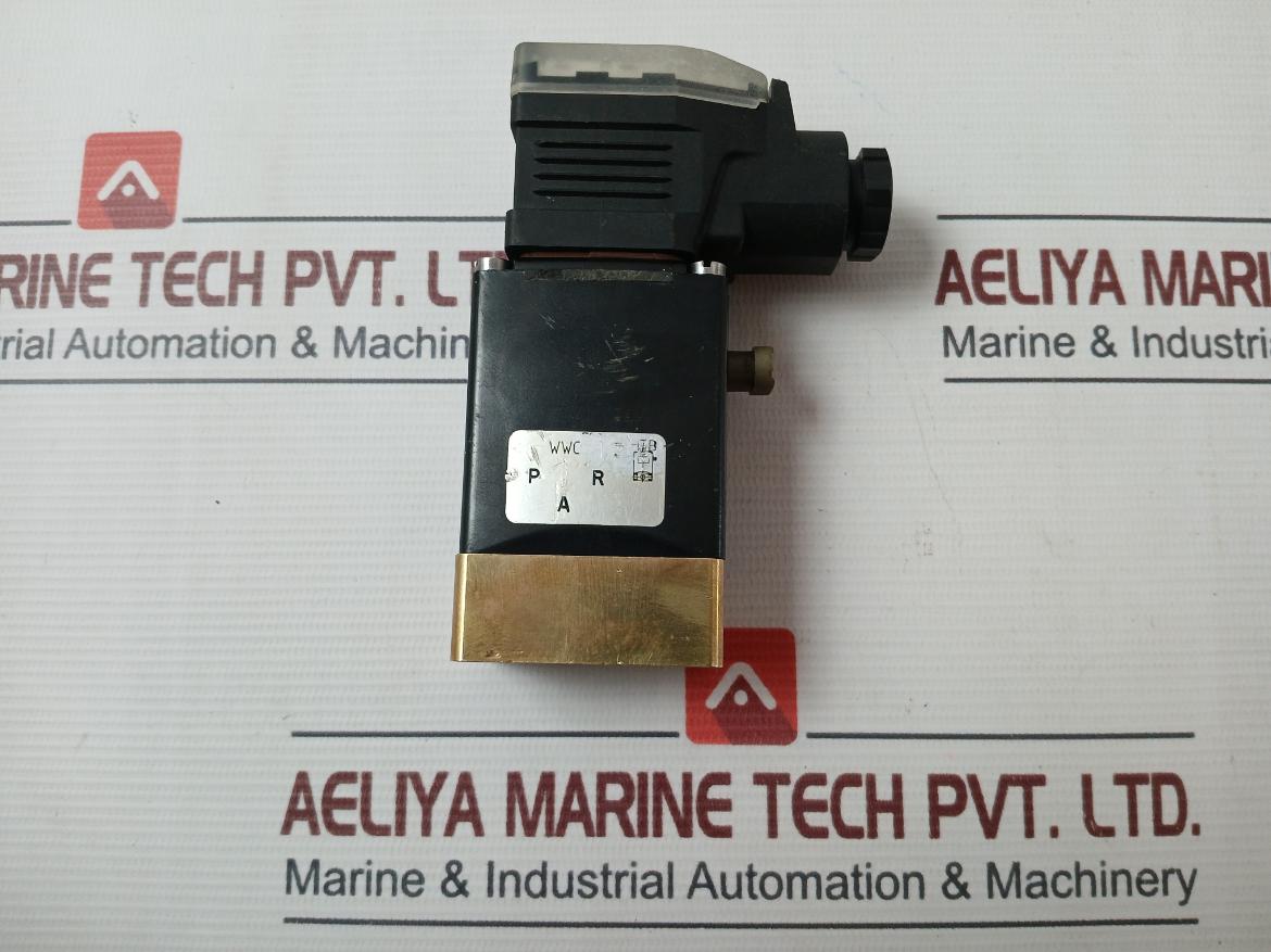 Burkert 00134993 Solenoid Valve 24V Dc 8W