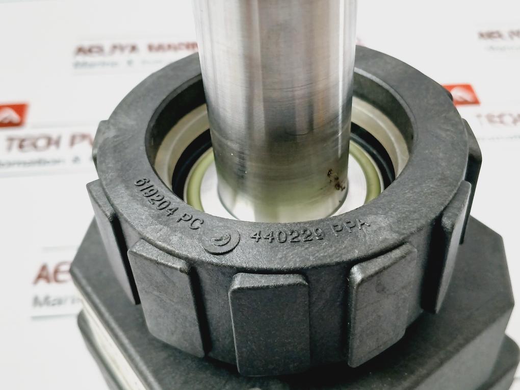 Burkert 00449670 Flow Transmitter, 8045-fkm-ind, 18-36v, 4-20ma