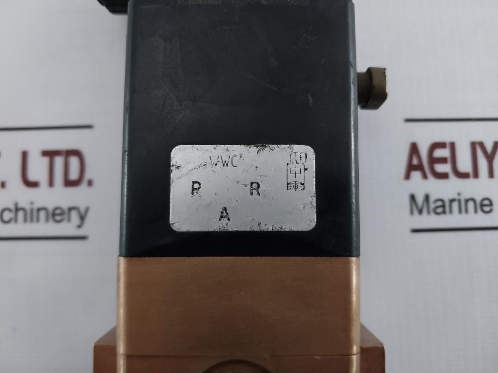 Burkert 0331 C 3,0 Nbr Ms Solenoid Valve 220-230V 60Hz 8W 10Bar