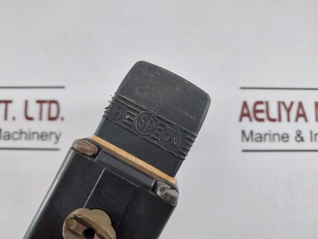 Burkert 0331 C 3,0 Nbr Ms Solenoid Valve 220-230V 60Hz 8W 10Bar