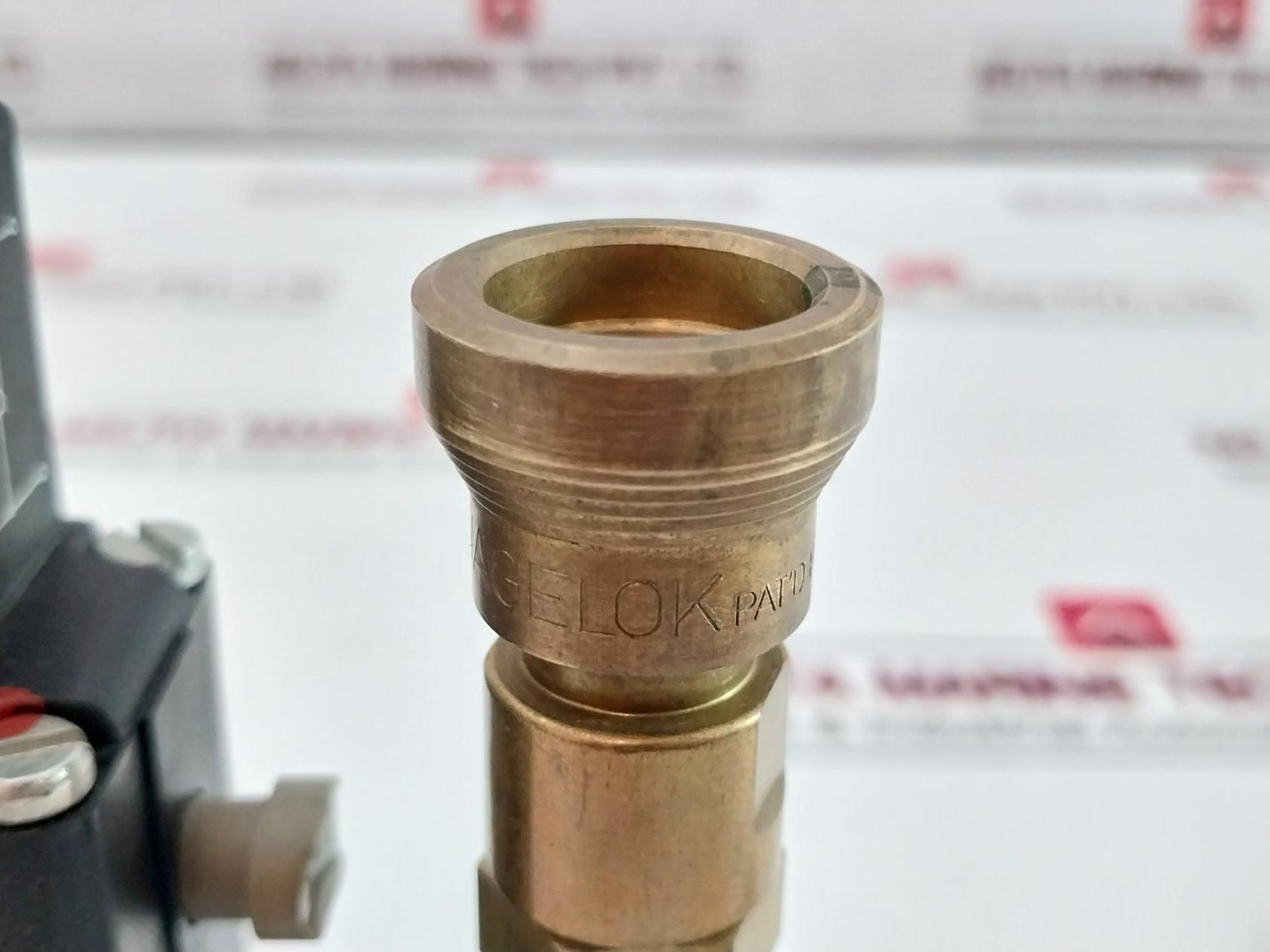 Burkert 0331 C 5/32 Fkm Br Dual Solenoid Valve 24V Dc 8W