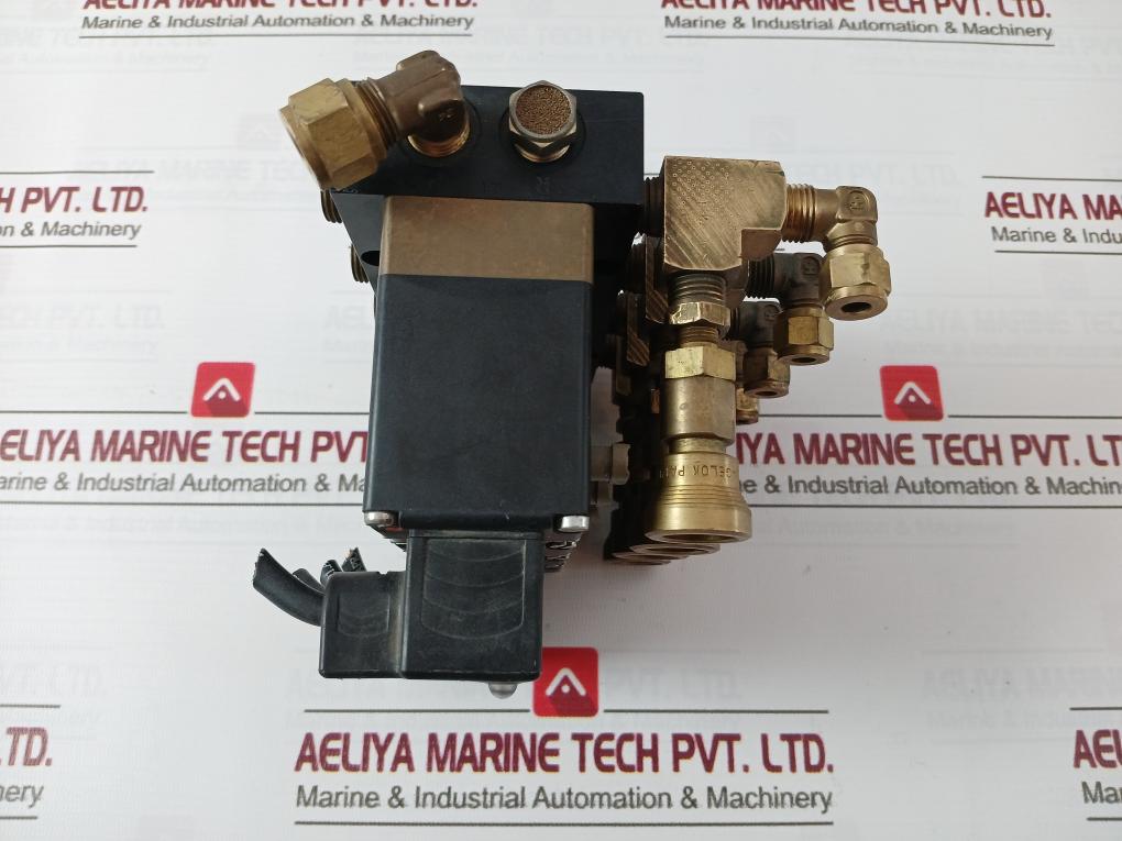 Burkert 0331 C 5/32 Fkm Br Ea Solenoid Valve Assembly 24Vdc 8W W34Lp 72Psi