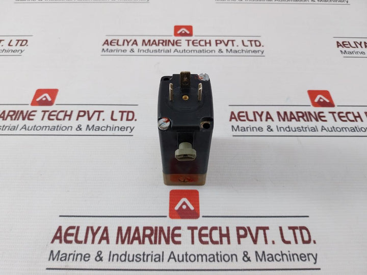 Burkert 0331 C 5/32 Fkm Br Solenoid Valve 24Vdc 8W 72Psi W38Ml