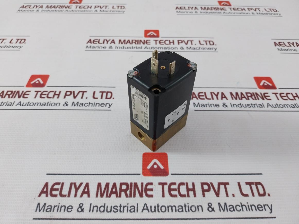 Burkert 0331 C 5/32 Fkm Br Solenoid Valve 24Vdc 8W 72Psi W38Ml