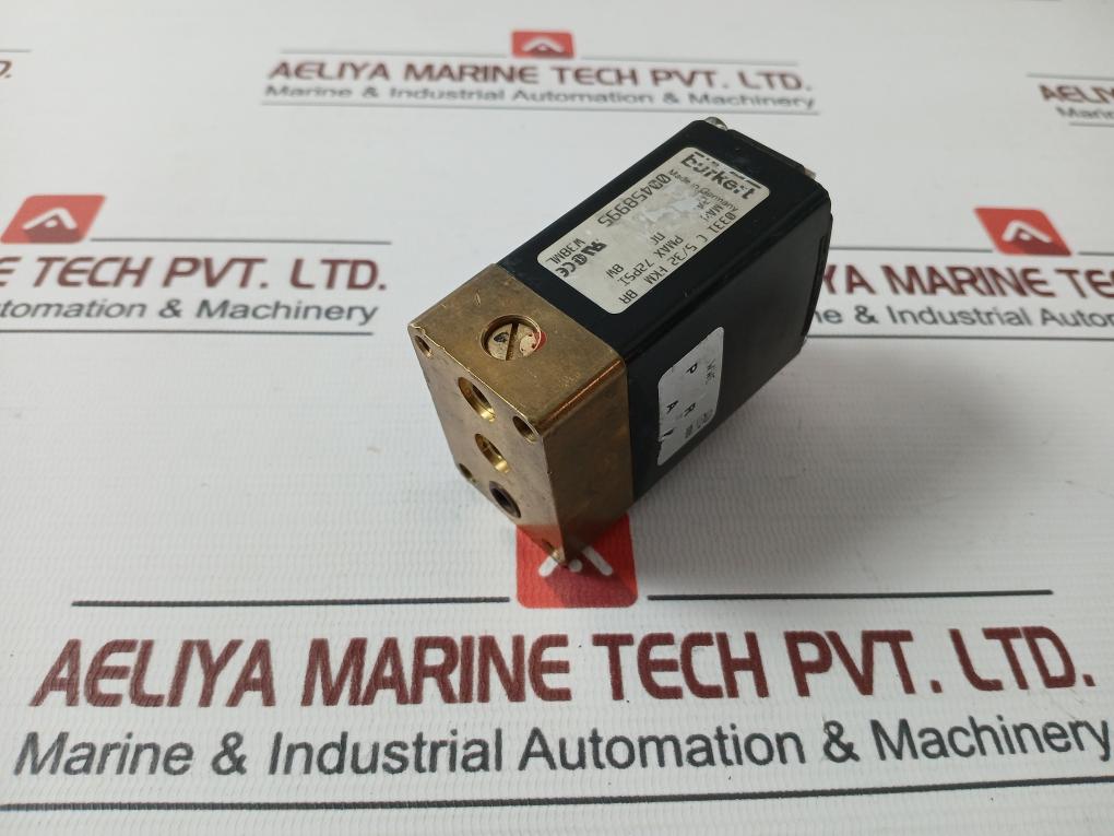 Burkert 0331 C 5/32 Fkm Br Solenoid Valve 72 Psi, 24V Dc 8W 00458995