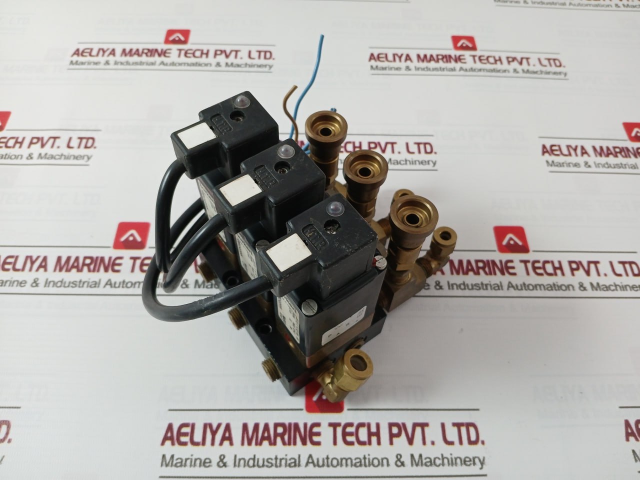 Burkert 0331 C 5/32 Fkm Br Solenoid Valve Assembly W34Lp 24Vdc 8W 72Psi