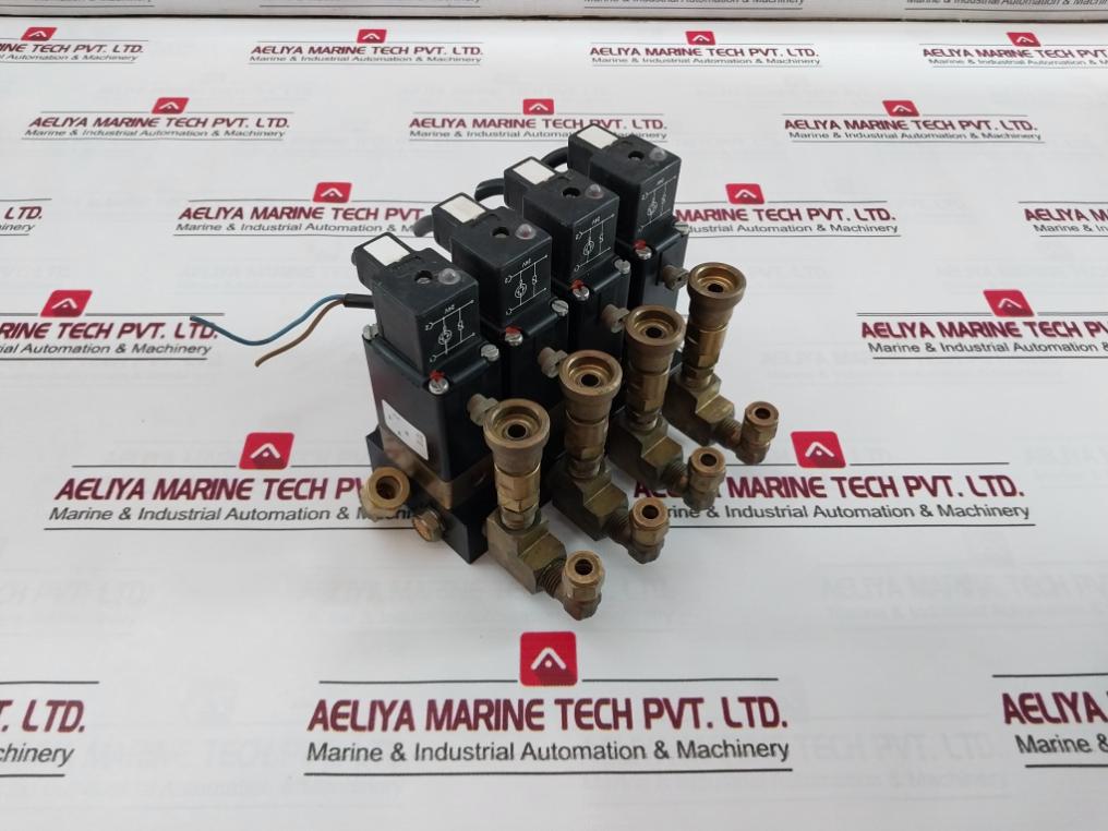 Burkert 0331 C 5/32 Fkm Br Solenoid Valve Assembly W34Lp 72Psi 24Vdc 8W