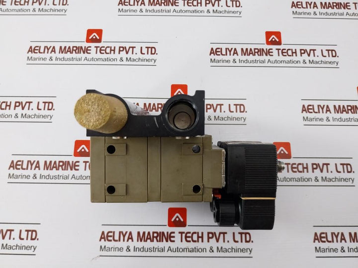 Burkert 0425 G 6.0 Nbr Pa Pneumatic Solenoid Valve Control Block