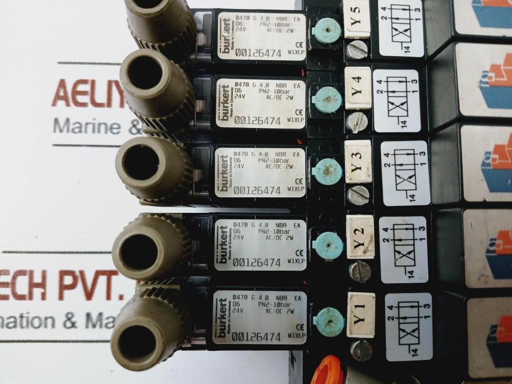 Burkert 0470 G 4,0 NBR EA Solenoid Valve Assembly 24V AC/DC 2W