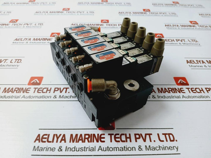 Burkert 0470 G 4,0 NBR EA Solenoid Valve Assembly 24V AC/DC 2W