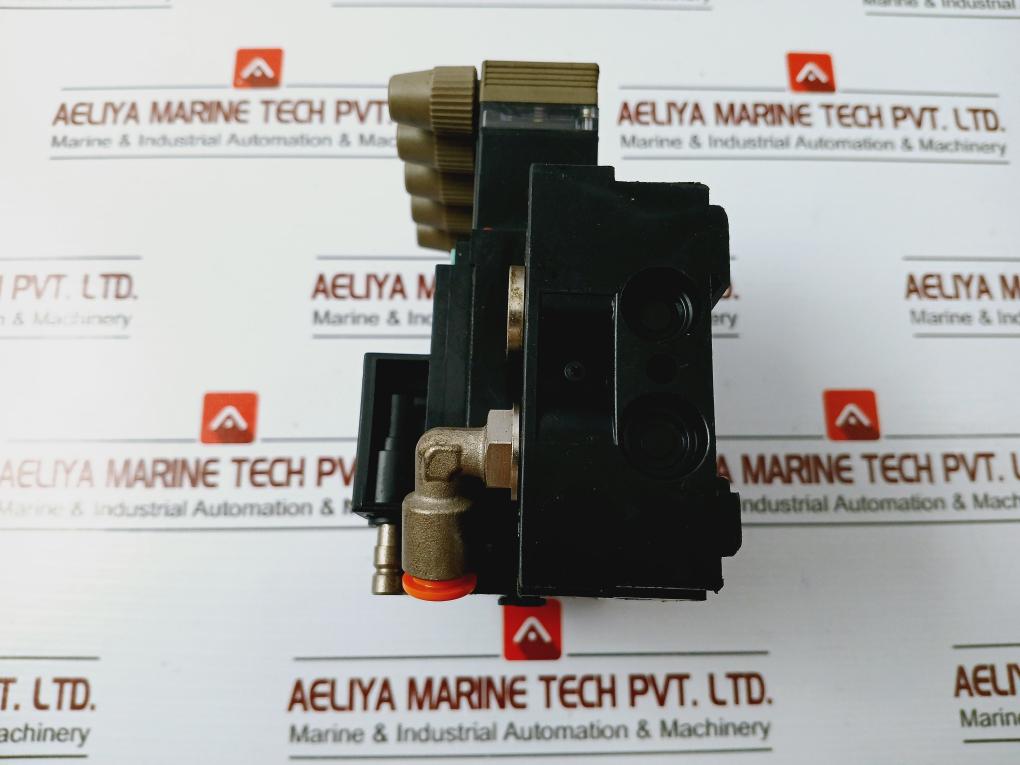 Burkert 0470 G 4,0 NBR EA Solenoid Valve Assembly 24V AC/DC 2W