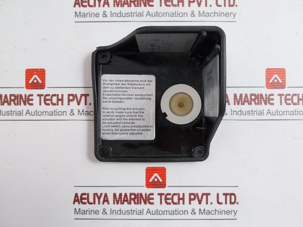 Burkert 110V 60Hz 3001-0-b-0-a 000 Rotary Actuator