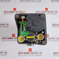 Burkert 110V 60Hz 3001-0-b-0-a 000 Rotary Actuator