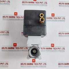 Burkert 110V 60Hz 3001-0-b-0-a 000 Rotary Actuator