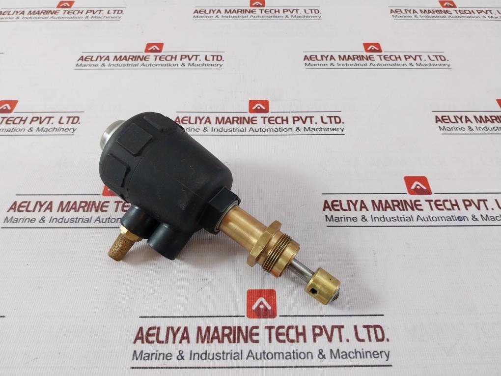 Burkert 2000 A 13,0 Ptfe Rg Pneumatic 2/2 Way Angle Seat Valve