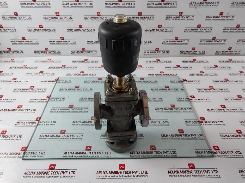 Burkert 2002 B 25,0 Ptfe S Pneumatically Valve 2.5-1 Bar