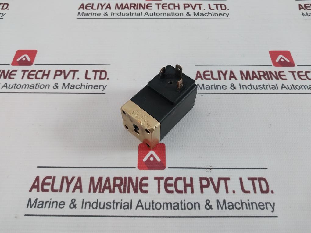 Burkert 312C 017 Direct-acting Plunger Valve 220V Ac 50/60 Hz 0–8 Bar