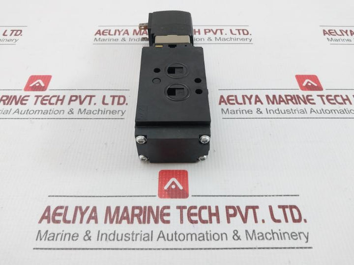 Burkert 3/2 And 5/2-way Pneumatic Valve 00131424