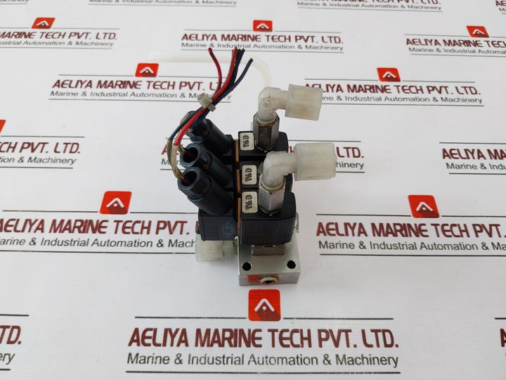 Burkert 6012 C 1/16 Fkm Ss/6011 A 5/64 Fkm Ss Solenoid Valve Assembly