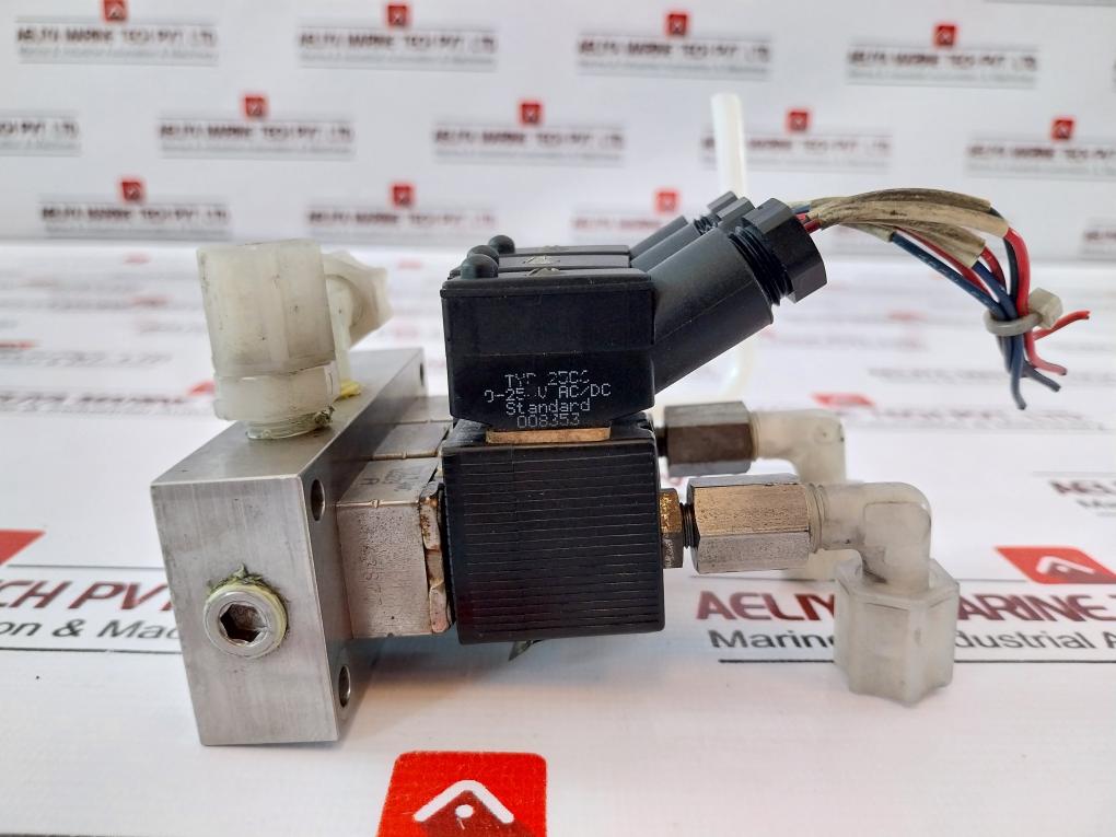 Burkert 6012 C 1/16 Fkm Ss/6011 A 5/64 Fkm Ss Solenoid Valve Assembly