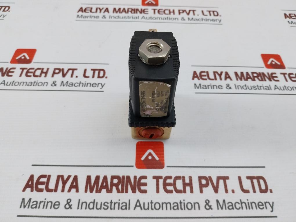 Burkert 6013 A 2,5 Fkm M5 Direct-acting Plunger Valve