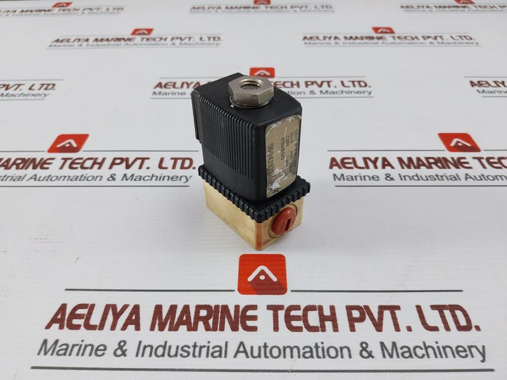 Burkert 6013 A 2,5 Fkm M5 Direct-acting Plunger Valve