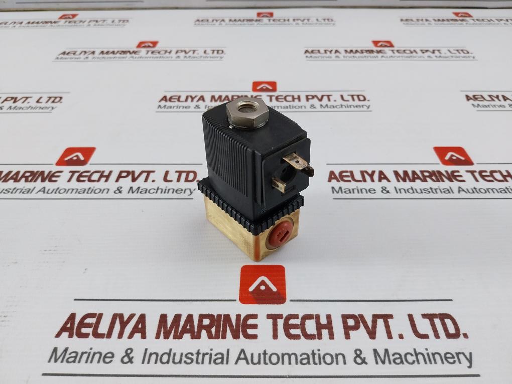 Burkert 6013 A 2,5 Fkm M5 Direct-acting Plunger Valve