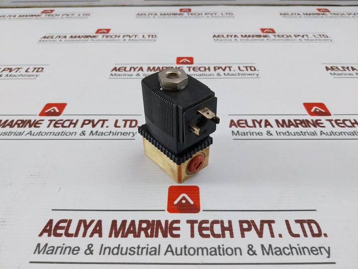 Burkert 6013 A 2,5 Fkm M5 Direct-acting Plunger Valve