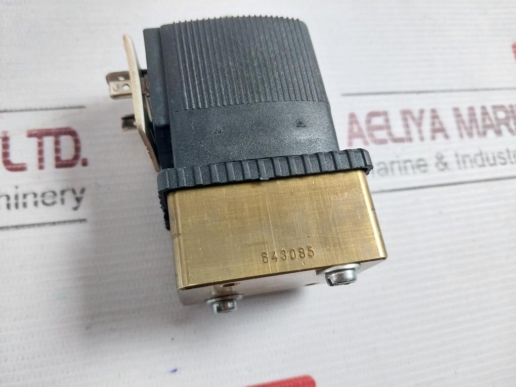 Burkert 6014 C 2,0 Fpm Ms Direct-acting Plunger Solenoid Valve 125725M W2Xll