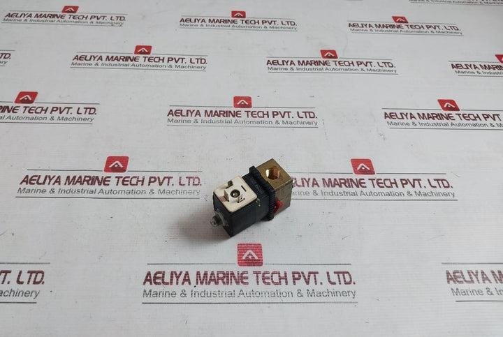 Burkert 6014 C 2,0 Fpm Ms Direct-acting Plunger Solenoid Valve 125725M W2Xll