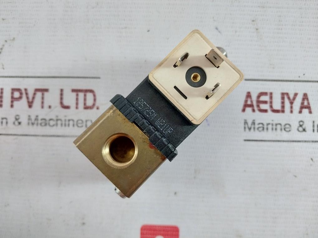 Burkert 6014 C 2,0 Fpm Ms Solenoid Valve 100-110V 50-60Hz 8W Rc1/4 0-6Bar